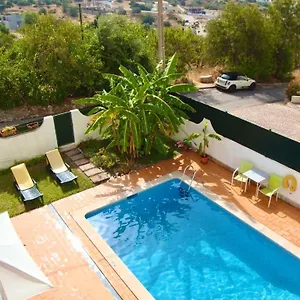https://villa-cerro.hotelaalgarve.com