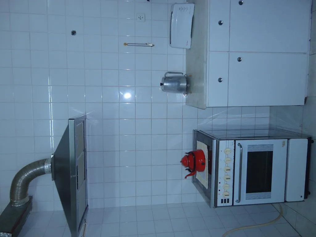 Be Coimbra Hostels